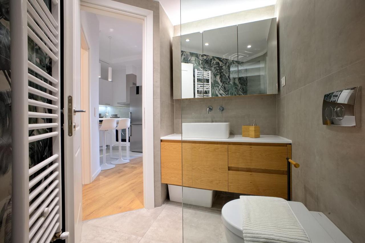 A.G.A.I.N Downtown Premium Suite Tesalonika Bagian luar foto